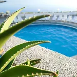 Hotell Fontana 2*