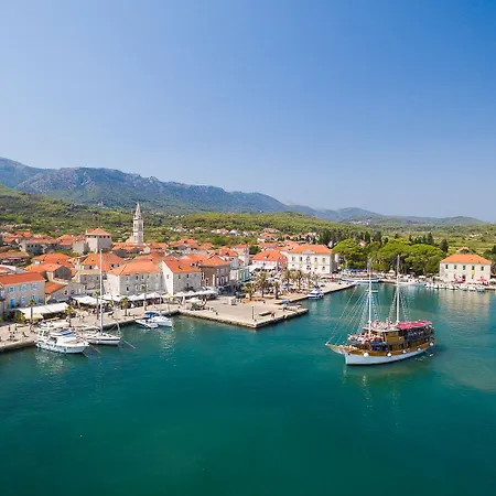 Fontana Jelsa (Hvar)