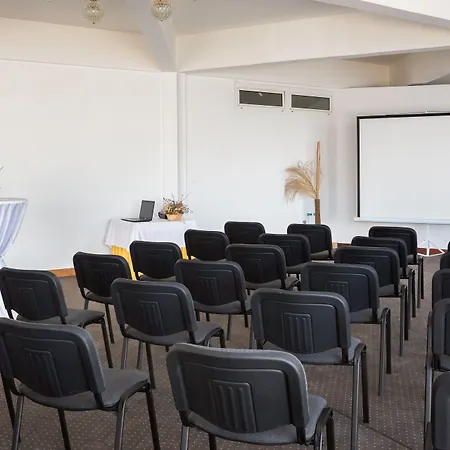 Fontana ホテル イェルサ