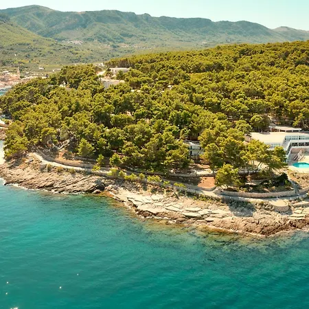 Fontana ホテル 2*