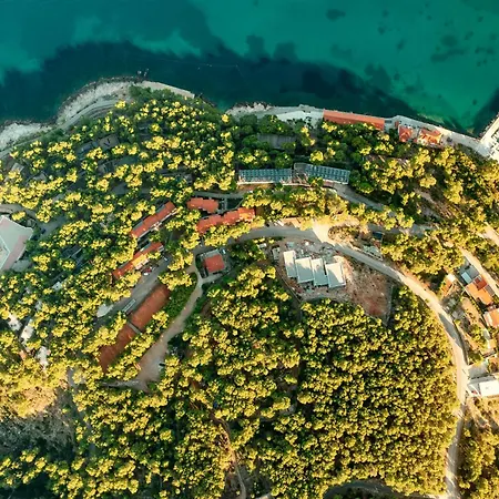 ホテル Fontana 2*