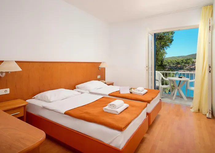 Hotel Fontana 2*
