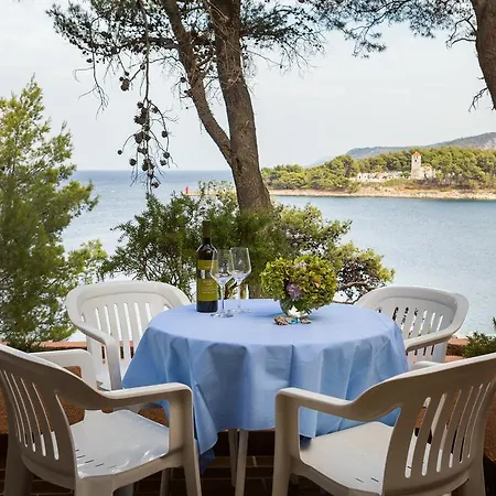 Fontana Jelsa (Hvar)